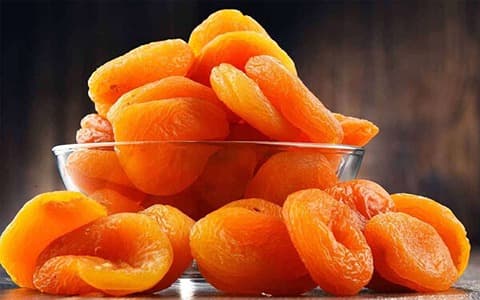 قیسی خشک با بافتی نرم و طعم بی نظیر